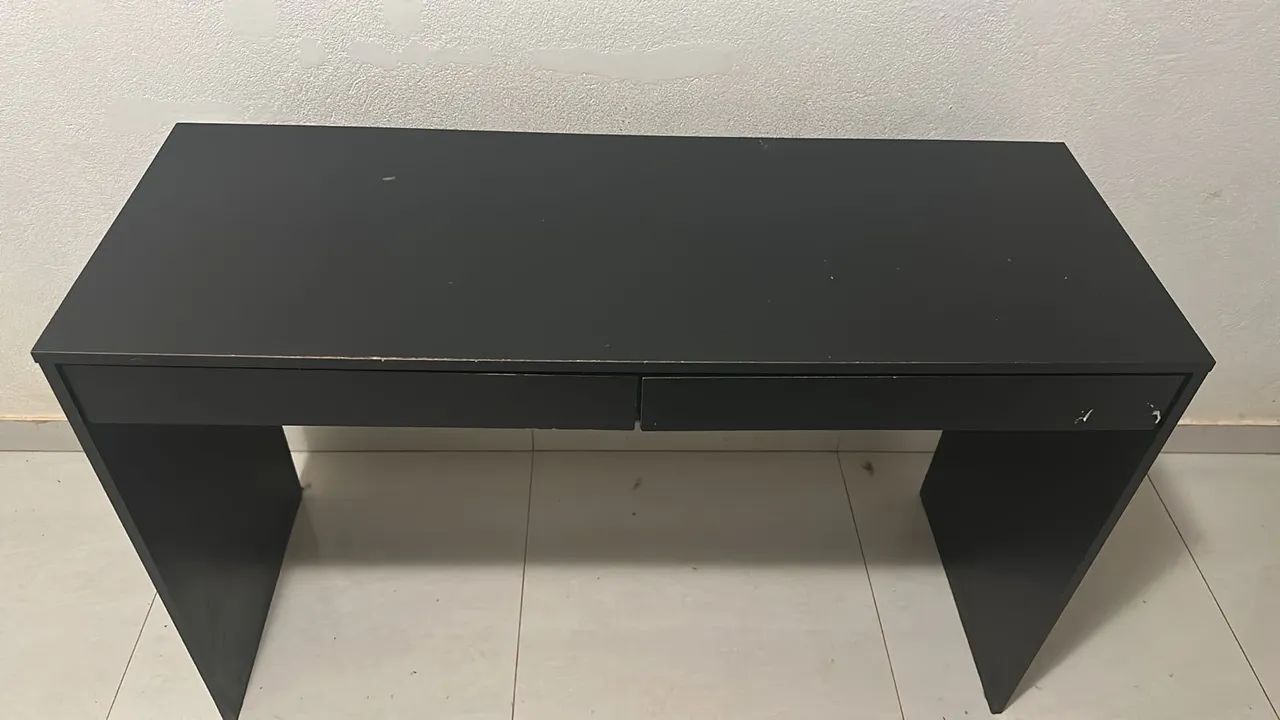 Black table 64374836857217121