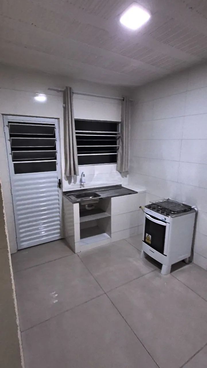 Apartamento mobiliado a 10 minutos no centro, UFSC e aeroporto  - Foto 3