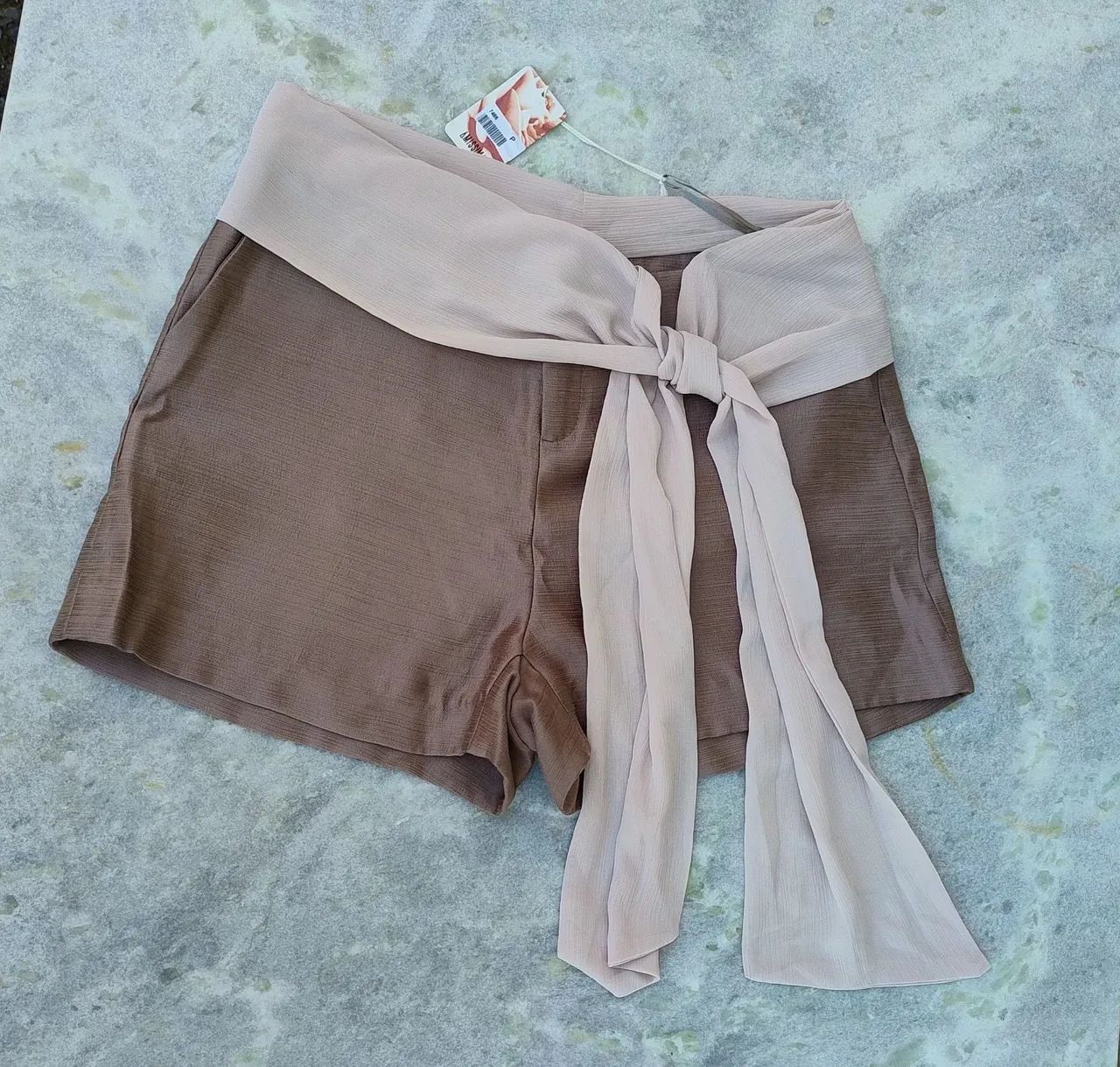 Shorts feminino com detalhe em laço - Foto 3