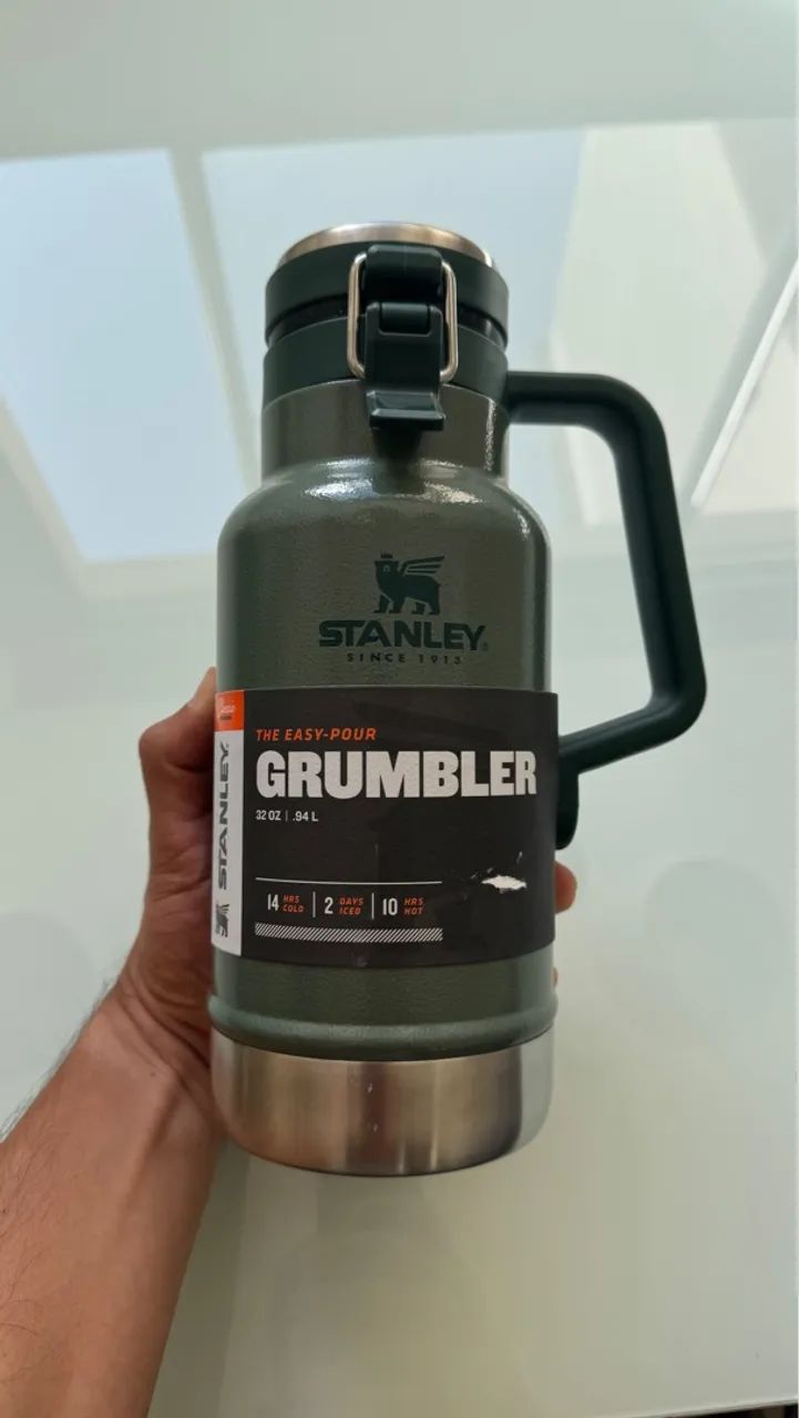 GARRAFA TERMICA STANLEY - GROWLER TÉRMICO CLASSIC HAMMERTONE GREEN | 0.94L