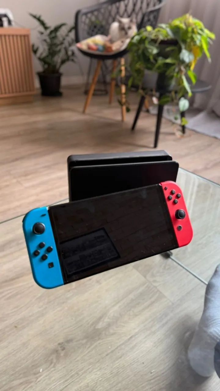 Nintendo Switch OLED 64GB + Pokémon Arceus