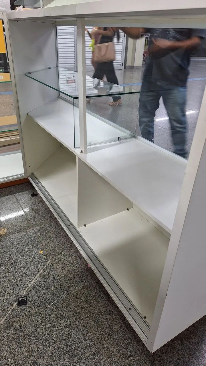 Quiosque Vitrine de Vidro para Loja