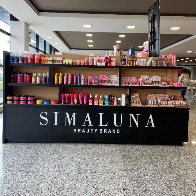 Quiosque de Maquiagem à Venda - Completo, com Estoque e Pronto para Trabalhar! - Foto 3