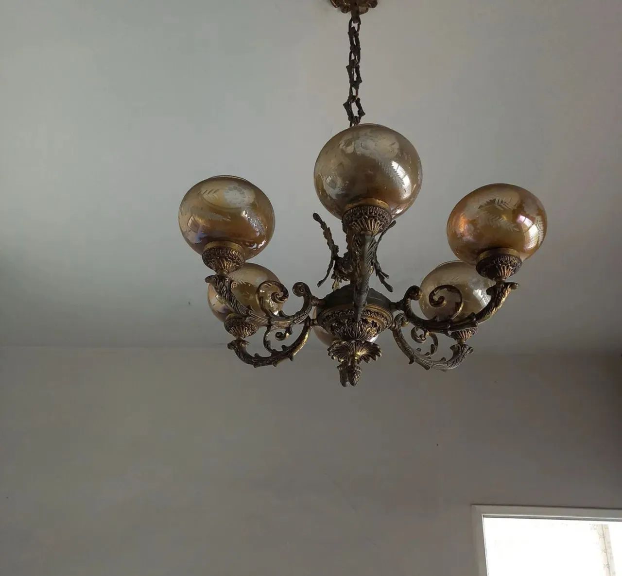 Lustre de bronze e Cristal Antigo - Foto 3
