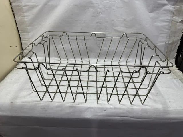 USADO - CESTO INOX 304 ARAMADO ANGULAR ALTO 19,60 X 36,00 X 54,00CM PARA AUTO CLAVE - Foto 2