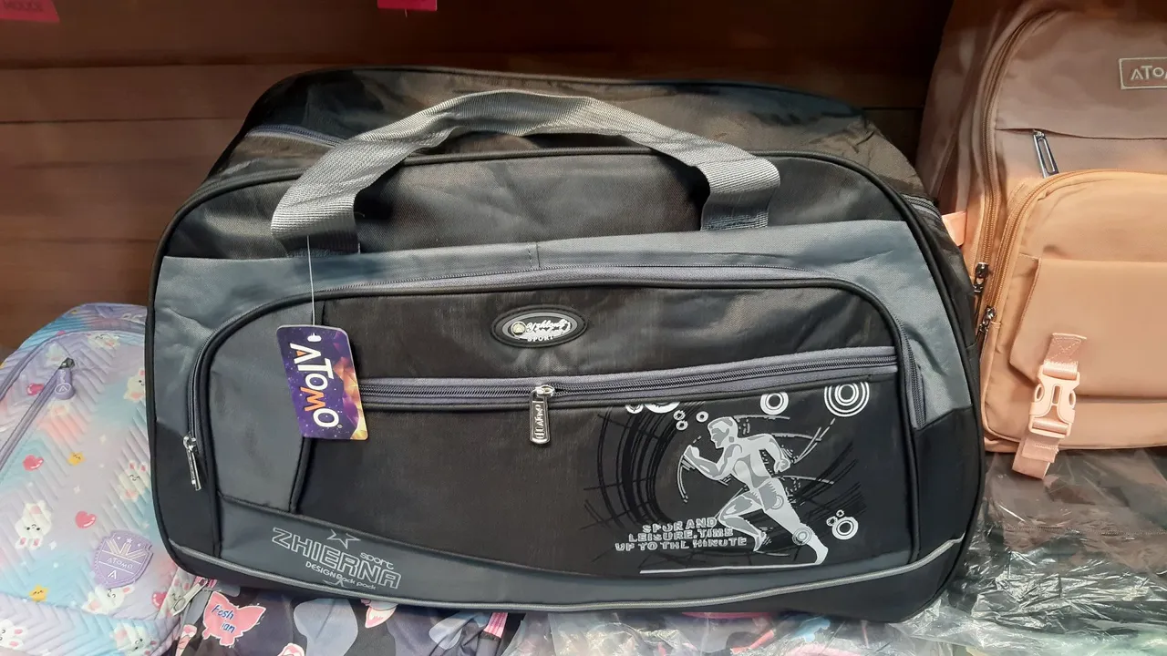 Mala de Viagem Esportiva Preta Zhierna - NOVA