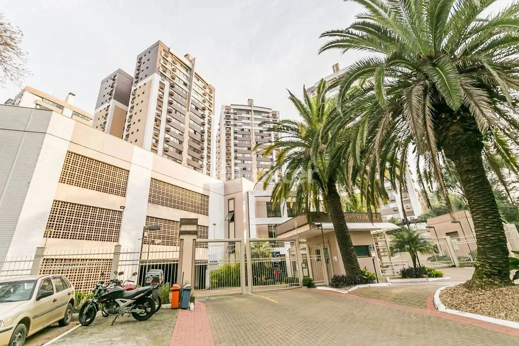 Apartamento de 3 Dormitórios à Venda Bairro Higienópolis (Porto Alegre)