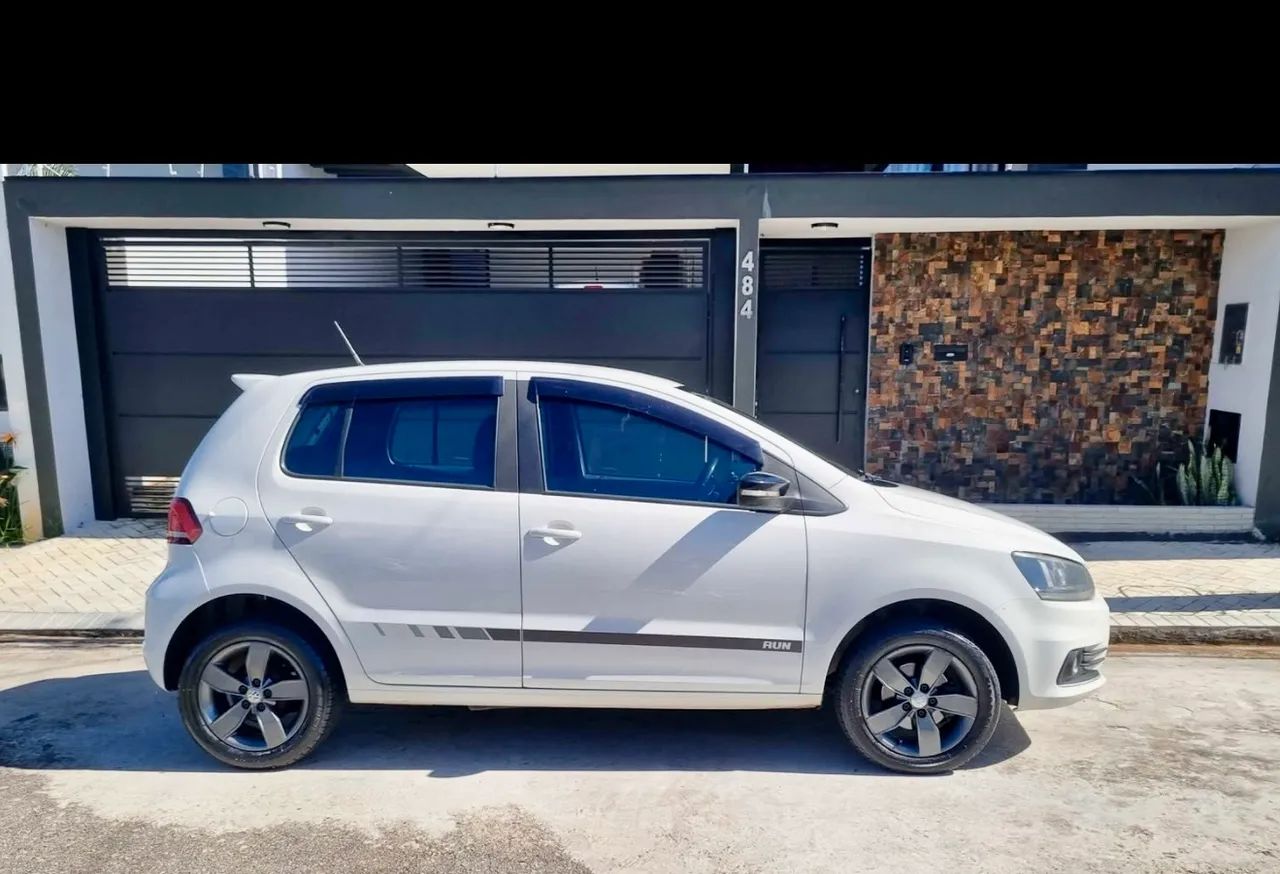 Volkswagen Fox RUN 1.6 Flex 8V 5P 2017 - Foto 2