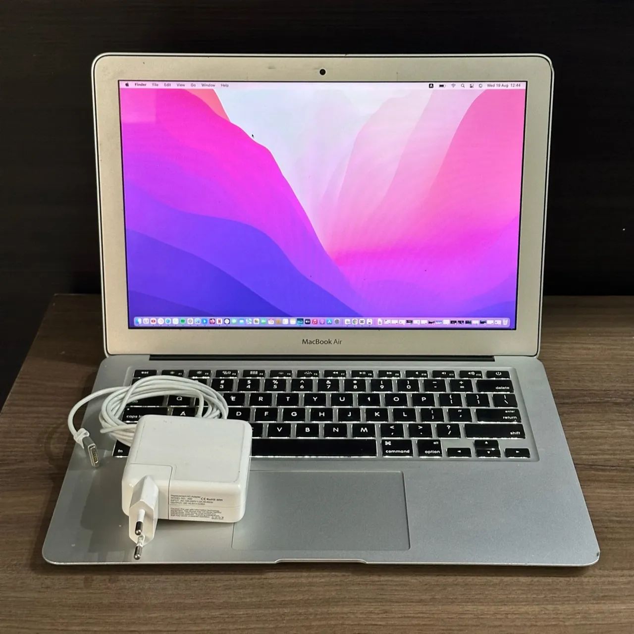 MacBook Air / Core i7 / 8GB / SSD M2 - Foto 4