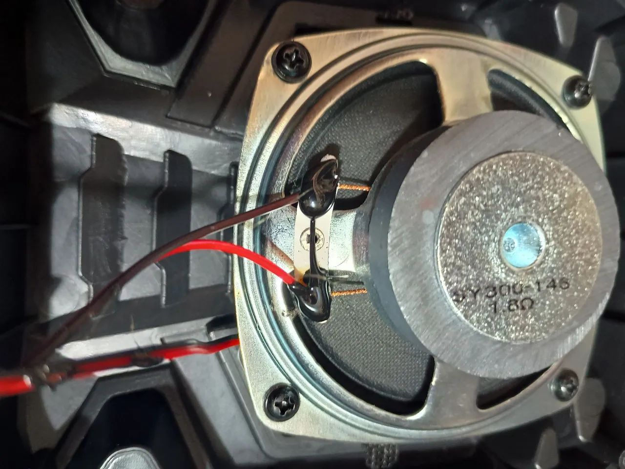 Caixa de som Bluetooth portátil turbinada e reforçada. - Foto 4