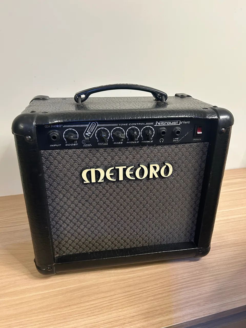 Amplificador Meteoro Nitrous Drive 30W