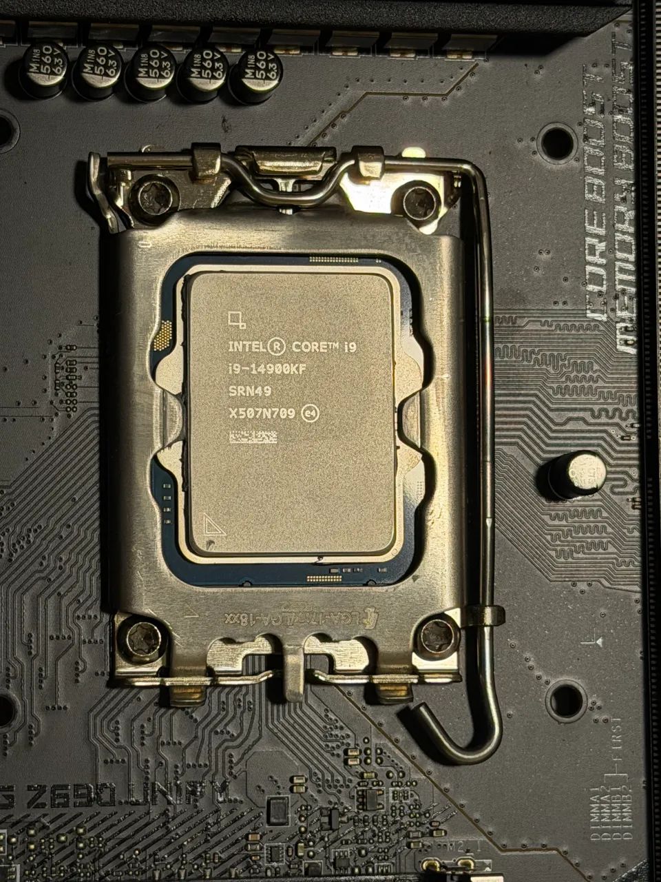 KIT i9-14900KF + Z690 