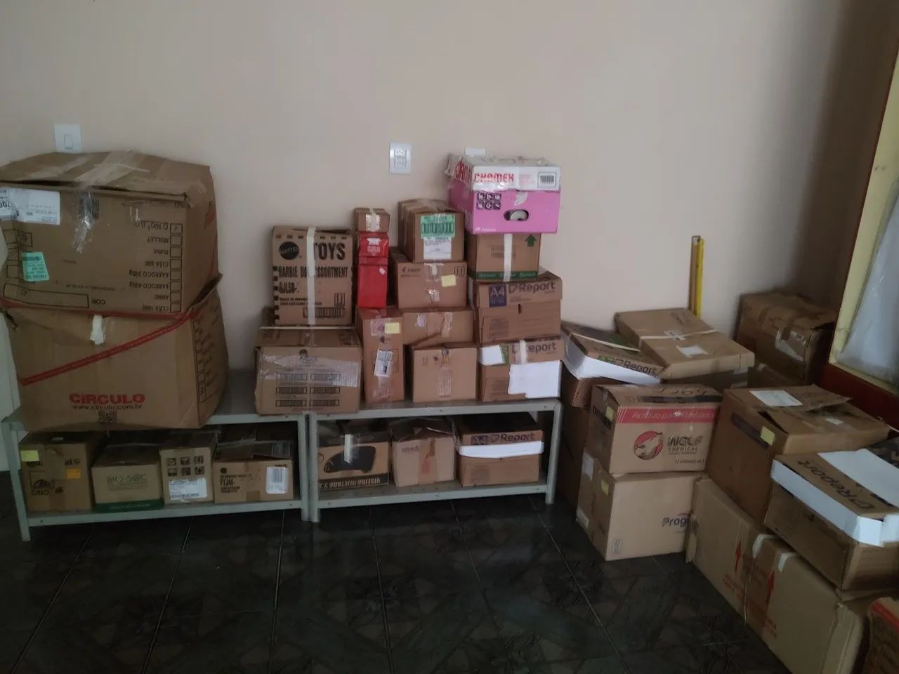 Produtos de Armarinho.