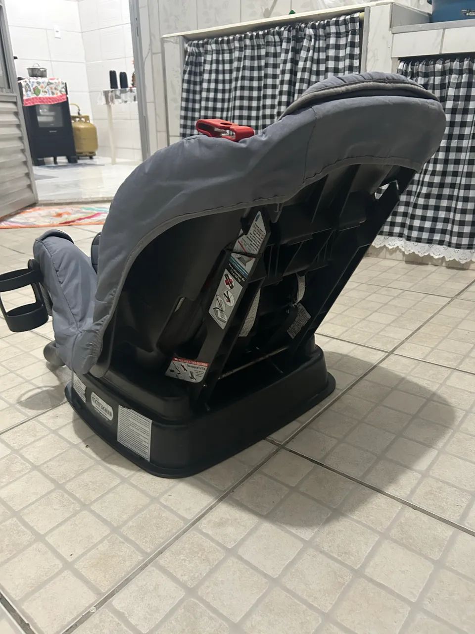 Cadeirinha de Bebê para Carro Neo Matrix - Cinza (Excelente Estado) - Foto 2
