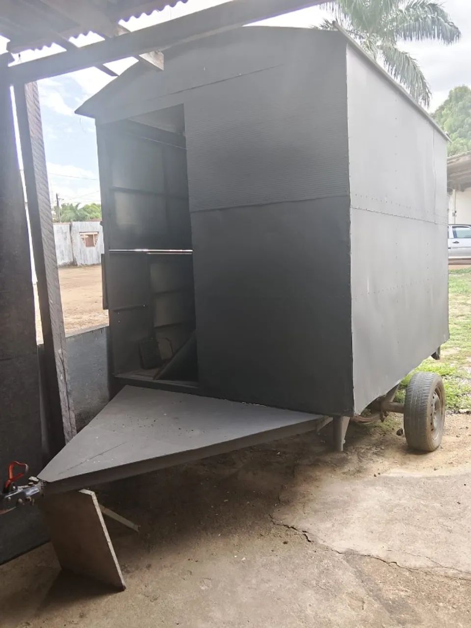 VENDO CARRINHO REBOQUE / TRAILER MULTIUSO