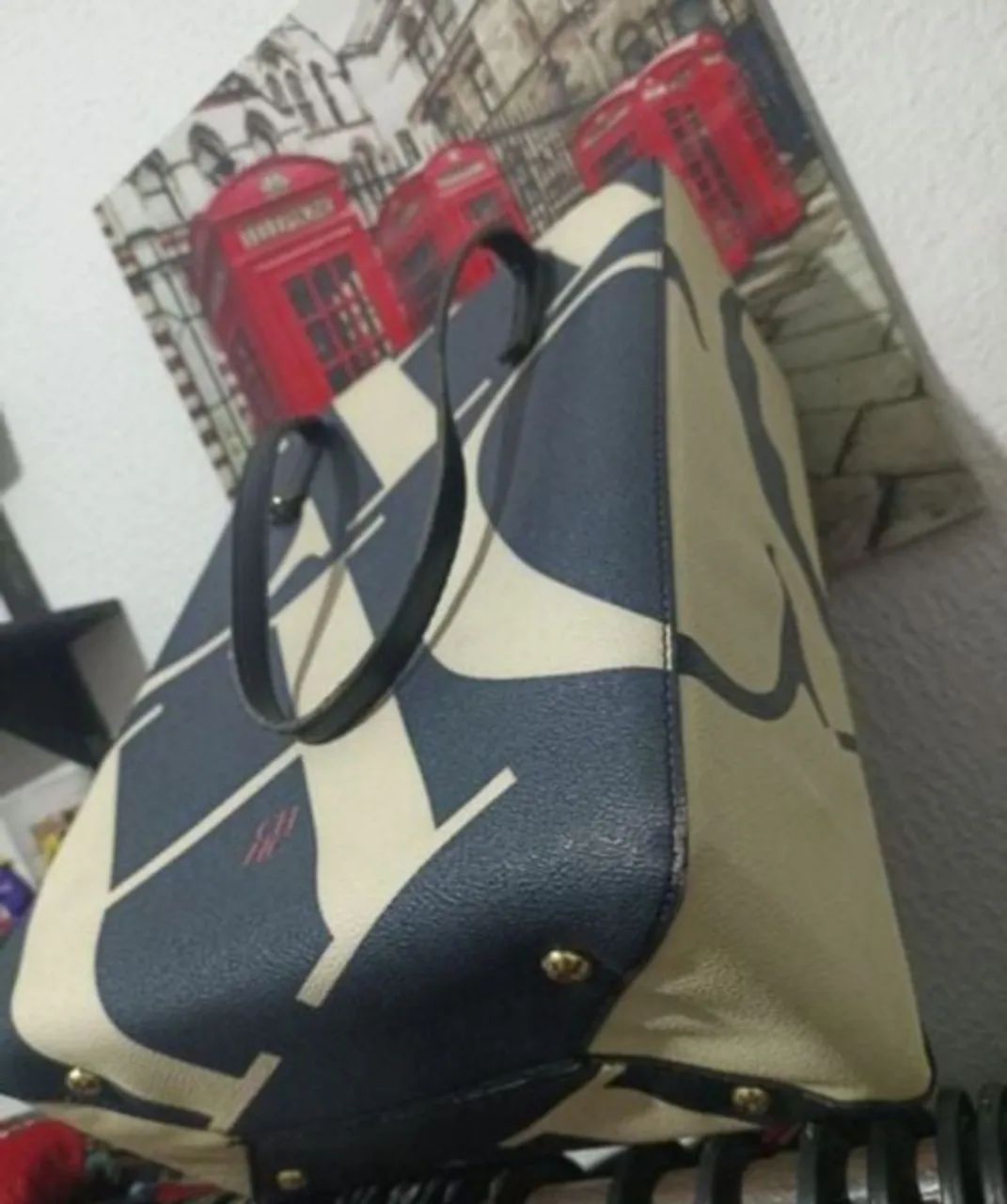 Bolsa tote Carolina Herrera preta e branca  - Foto 2