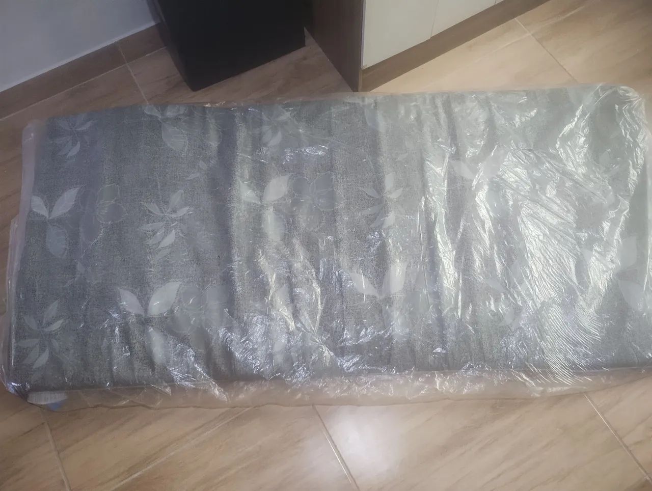 Vende se 2 colchões para dormir 
