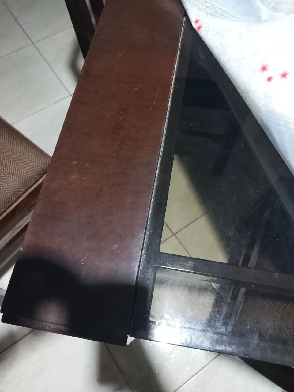 Vendo mesa de madeira (Mesa pesada) - Foto 3