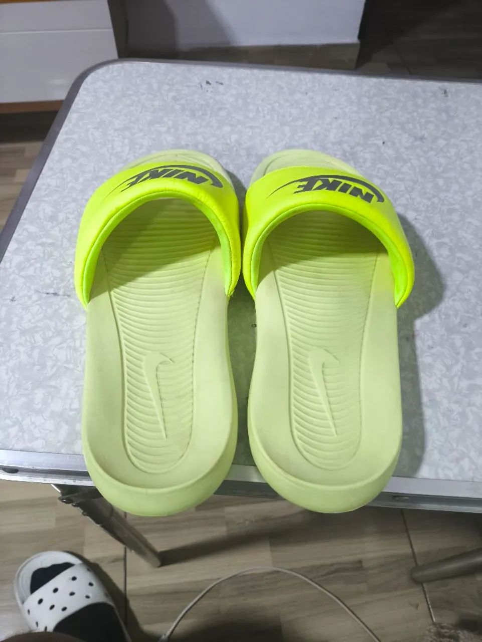 Chinelo semi novo - Foto 3