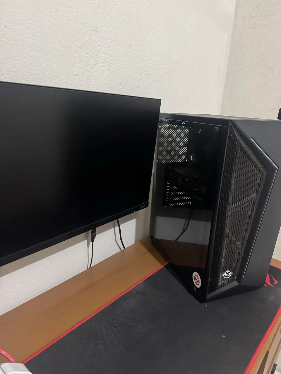 PC GAMER E MONITOR
