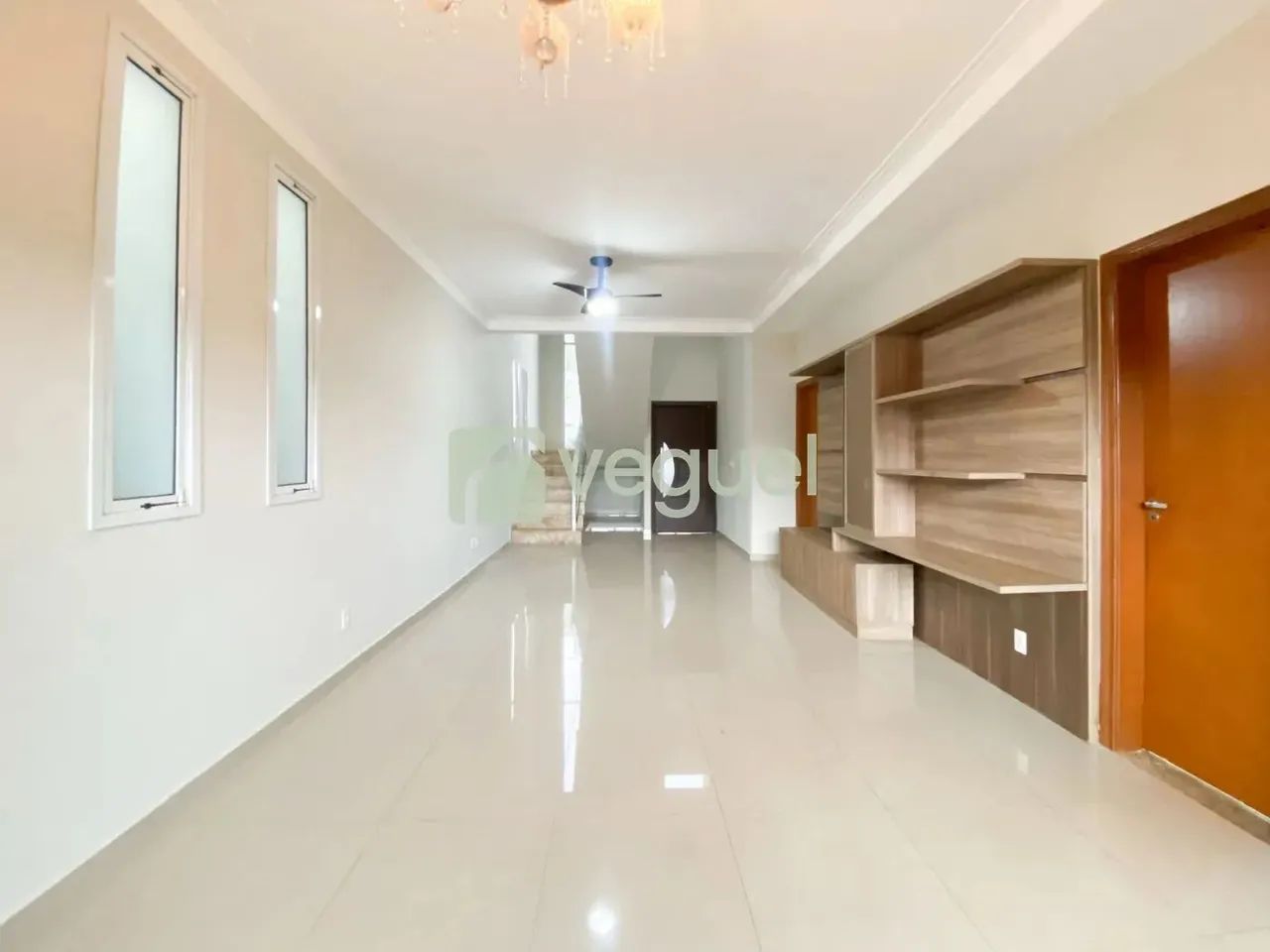 Casa sobrado de 181m² com 3 quartos para alugar no Vila do Golf, Ribeirão Preto/SP - Foto 2