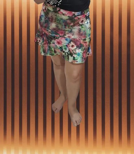 Mini saia florida com babado - Foto 3