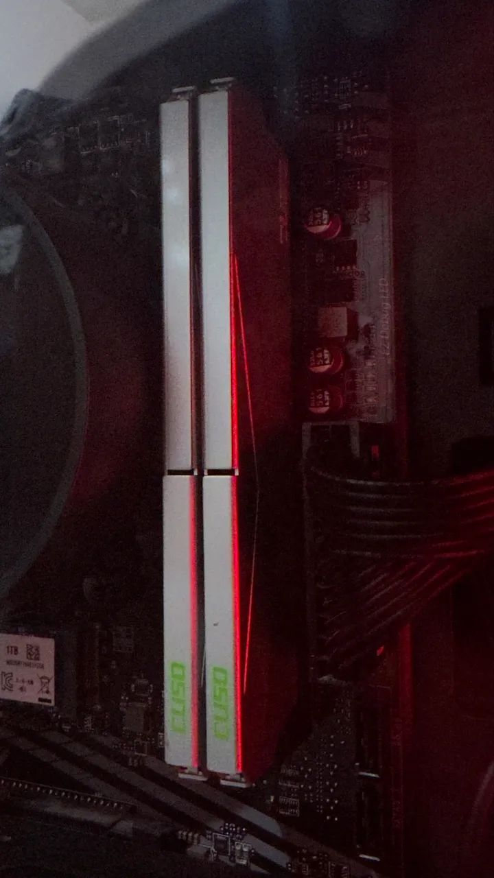 Memória CUSO 8gb 3000Mhz