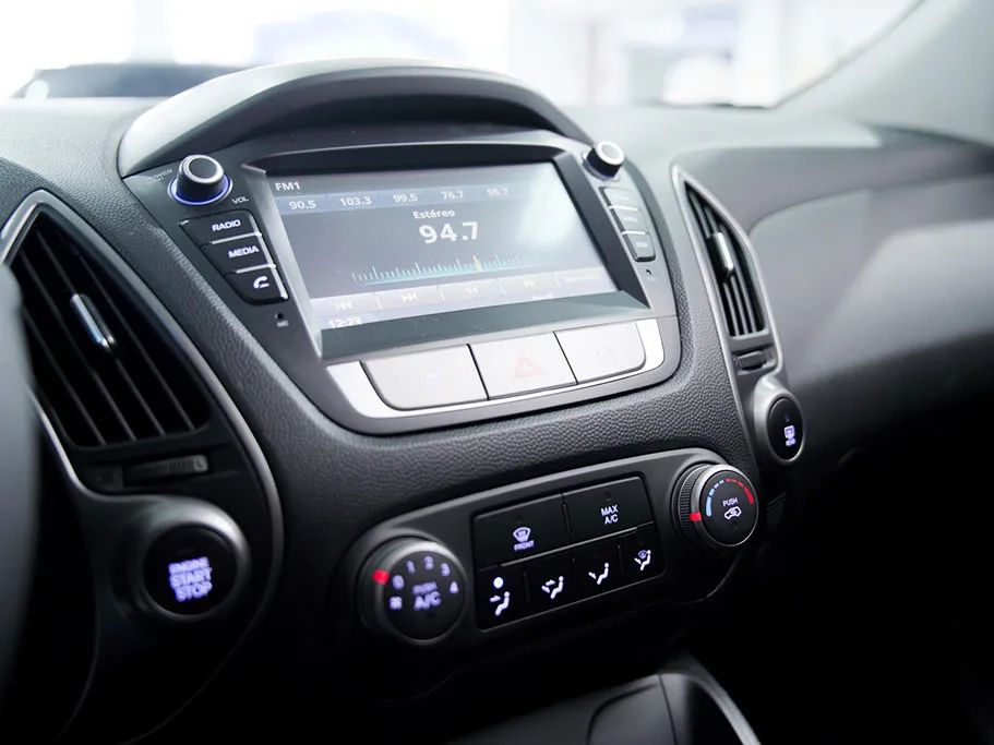 Hyundai ix35 GL 2.0 16V 2WD Flex Aut., foto 9 de 20