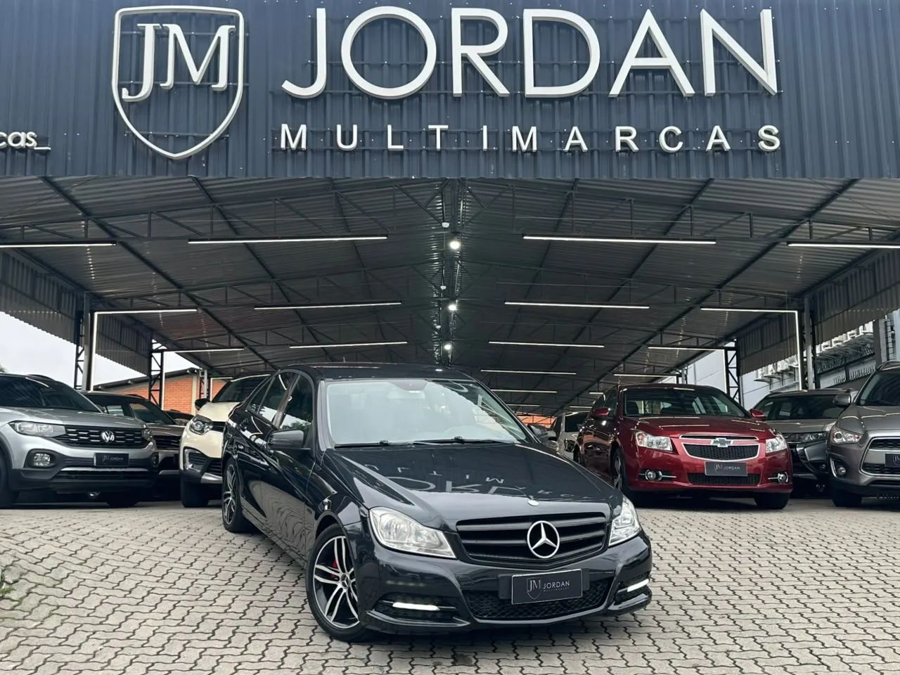 Mercedes-Benz C-180 CGI Classic 1.8 16V 156cv Aut. 2012