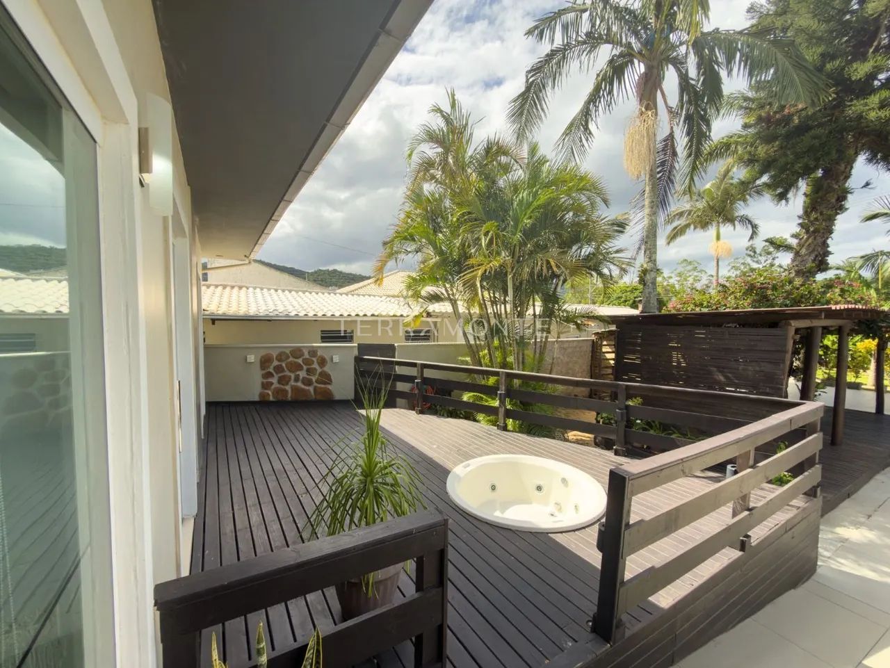 Linda casa no São João com 9 kitnets alugadas! - Foto 3