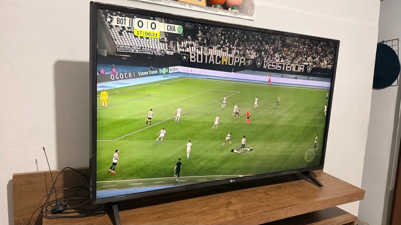 Vendo TV LG 43 sem defeito 