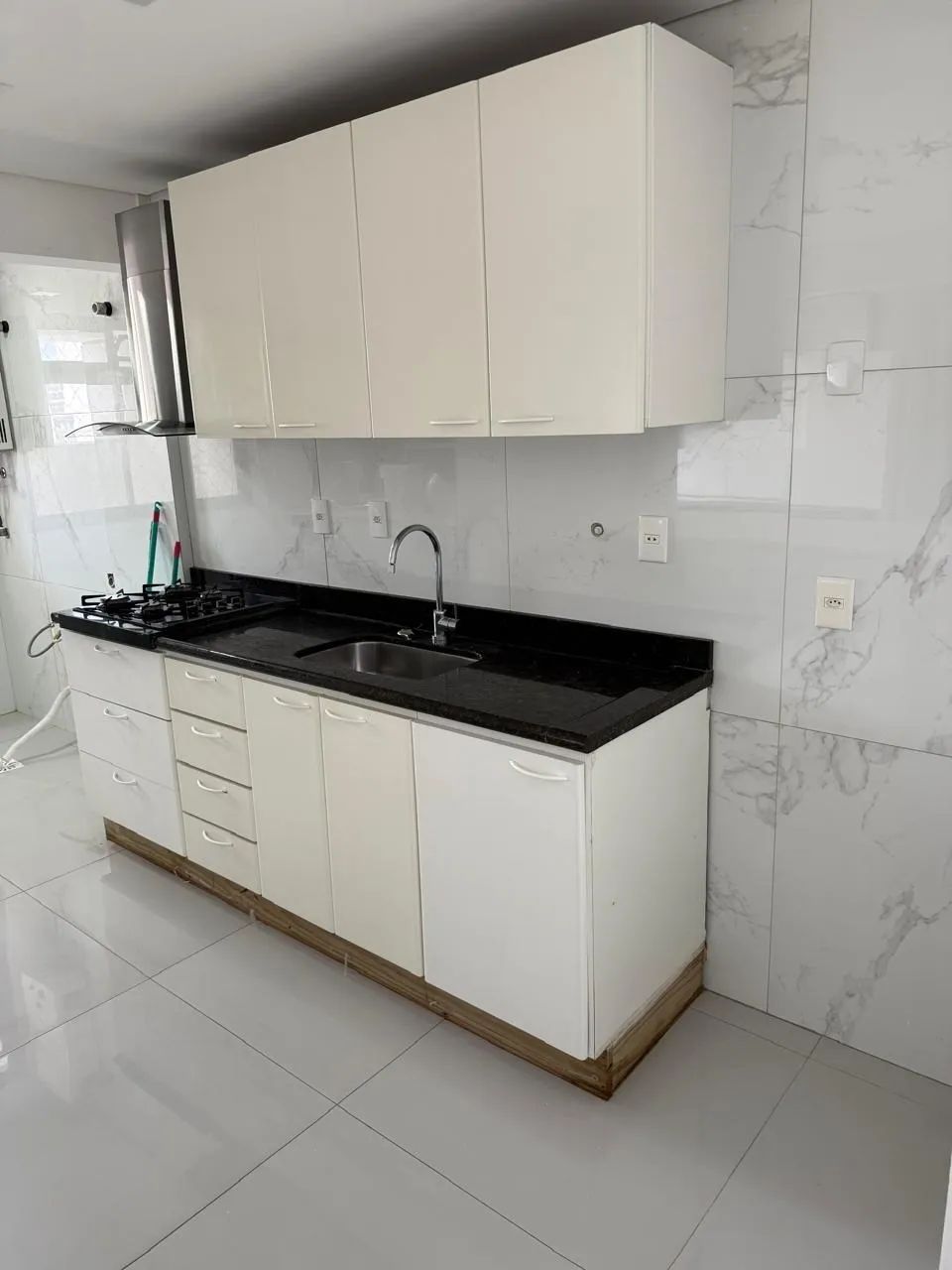 Apartamento de 3 dormitórios à venda no Centro - Foto 2