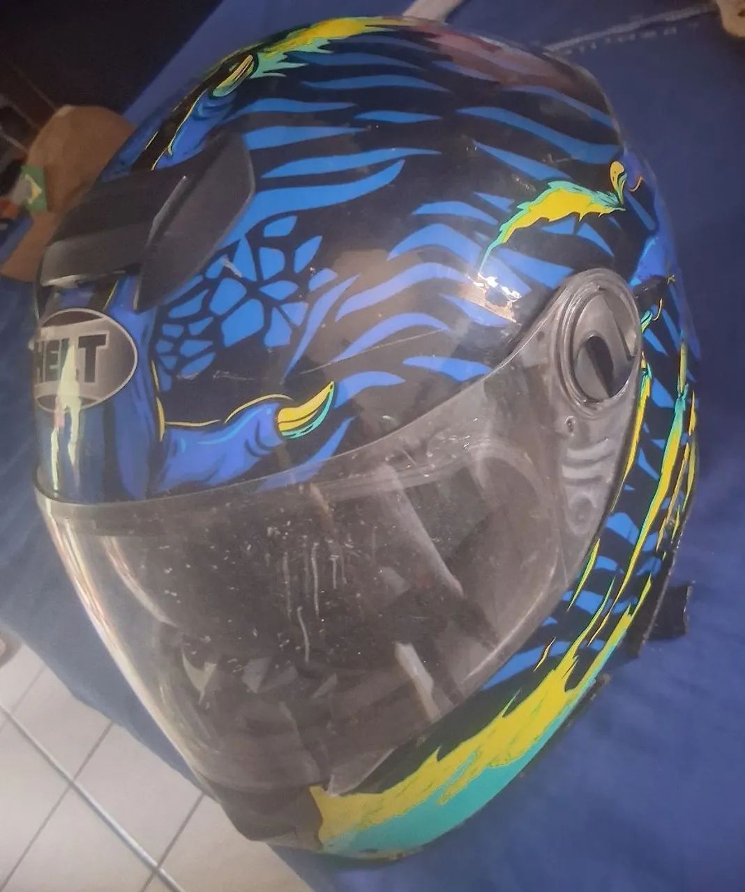 Capacete