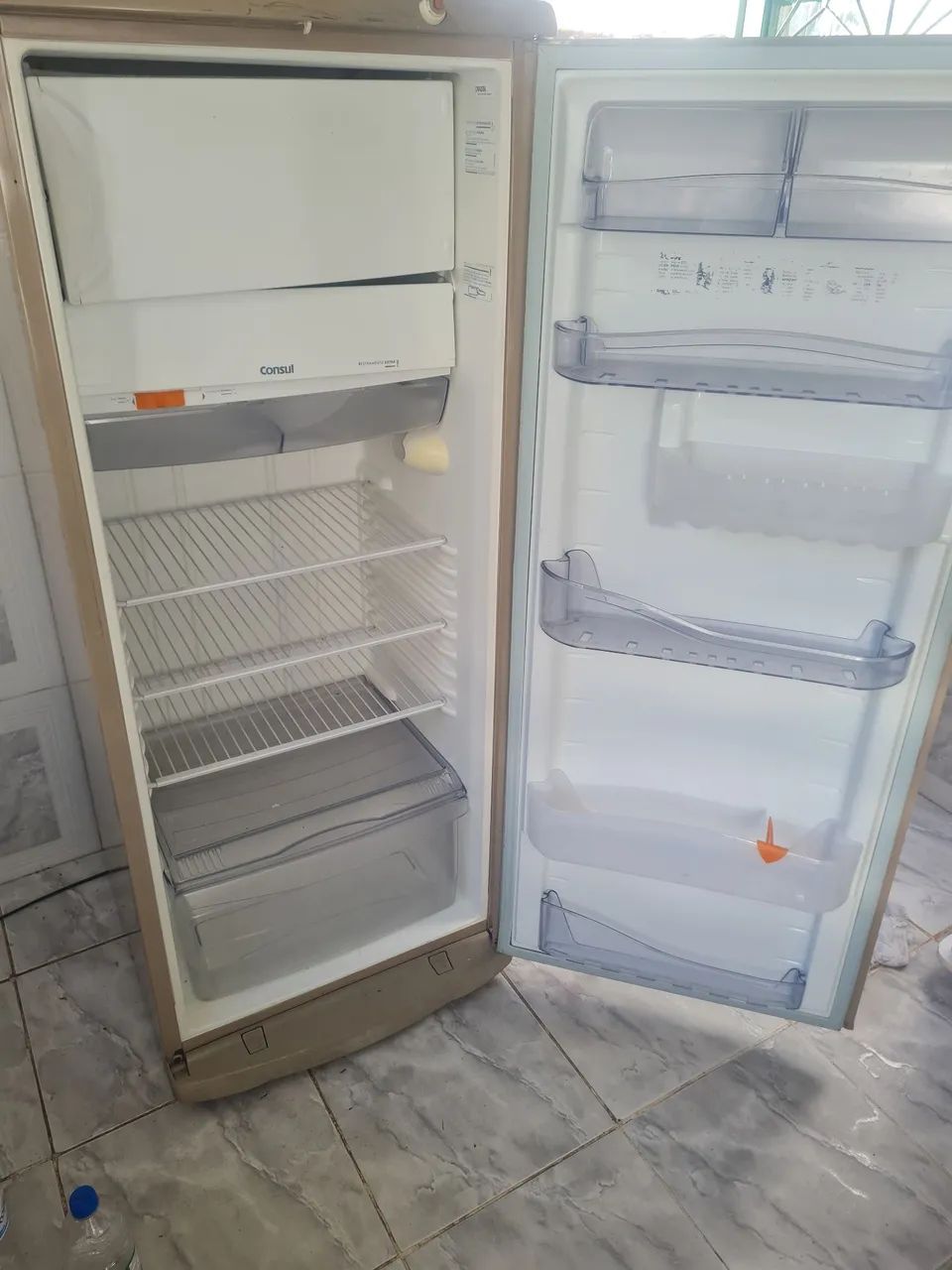 Geladeira Consul funcionando normalmente