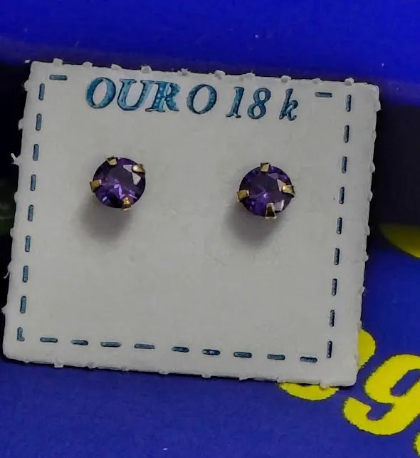 Brincos Zircônia 3 mm Cor Lilás - Foto 2