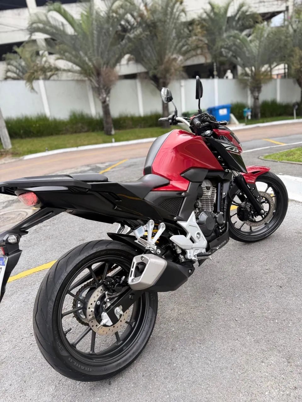 CB 300F  - Foto 3