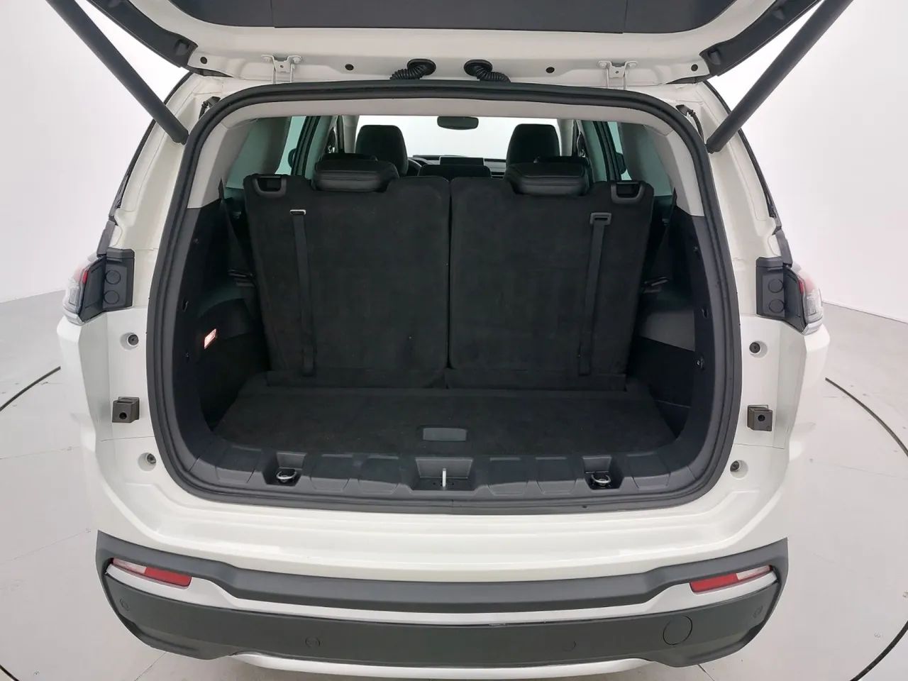 Jeep Commander Limited T270 1.3 TB Flex Aut., foto 9 de 18