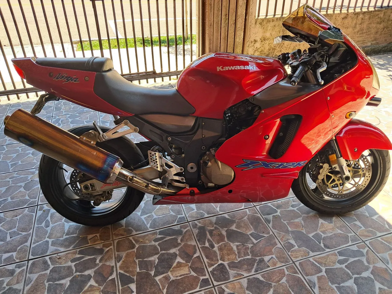 Motos Kawasaki Ninja Zx-12/ Zx-12r 1200cc no Brasil