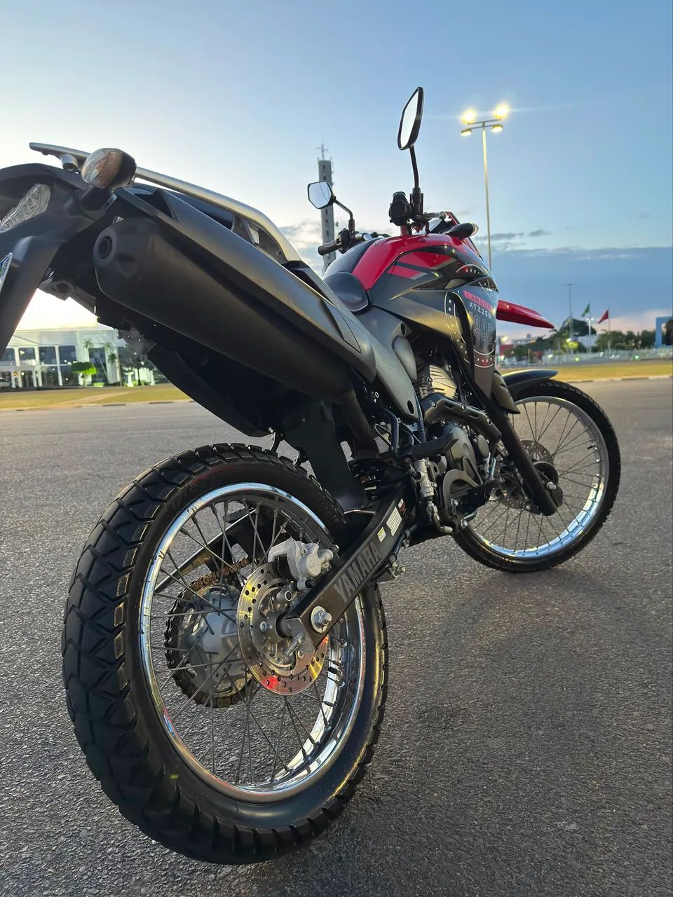 Lander 250 2023 - Foto 2