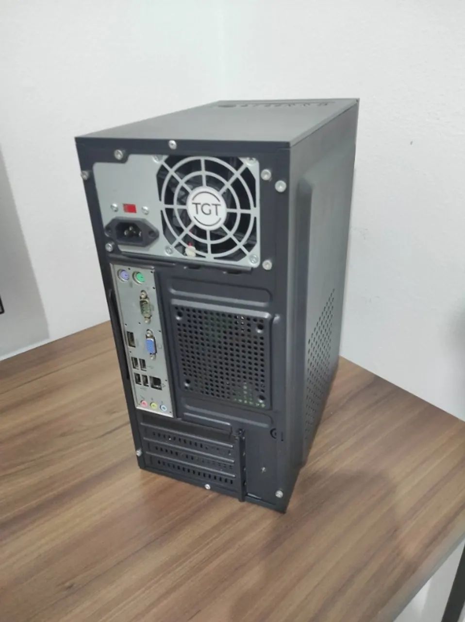 cpu core i3 sem monitor