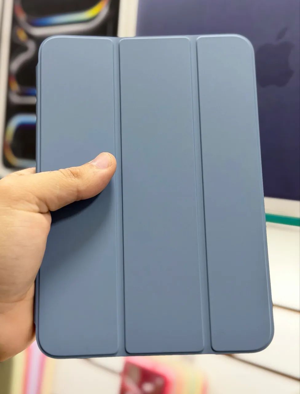 Smart folio original ( para ipad mini 7 e 6 ) LOJA FÍSICA sem uso ( capa original Apple ) - Foto 2