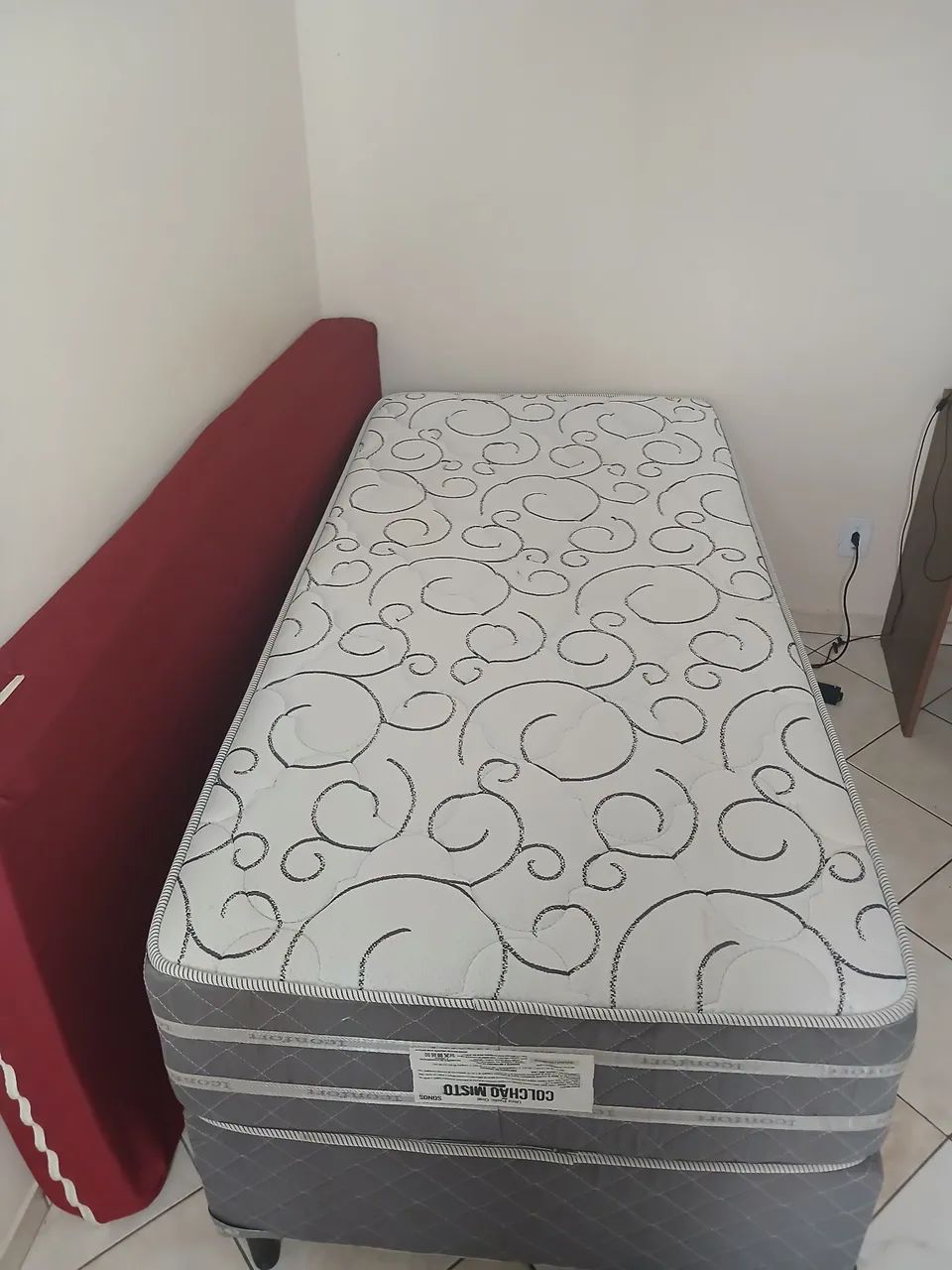 Cama box de solteiro