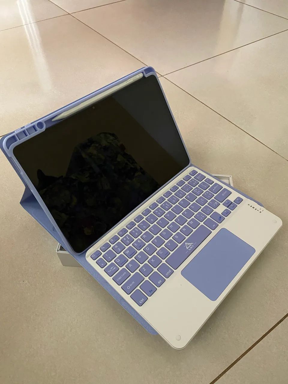 capa com teclado touch para redmi pad 2 na cor lavanda - Foto 2