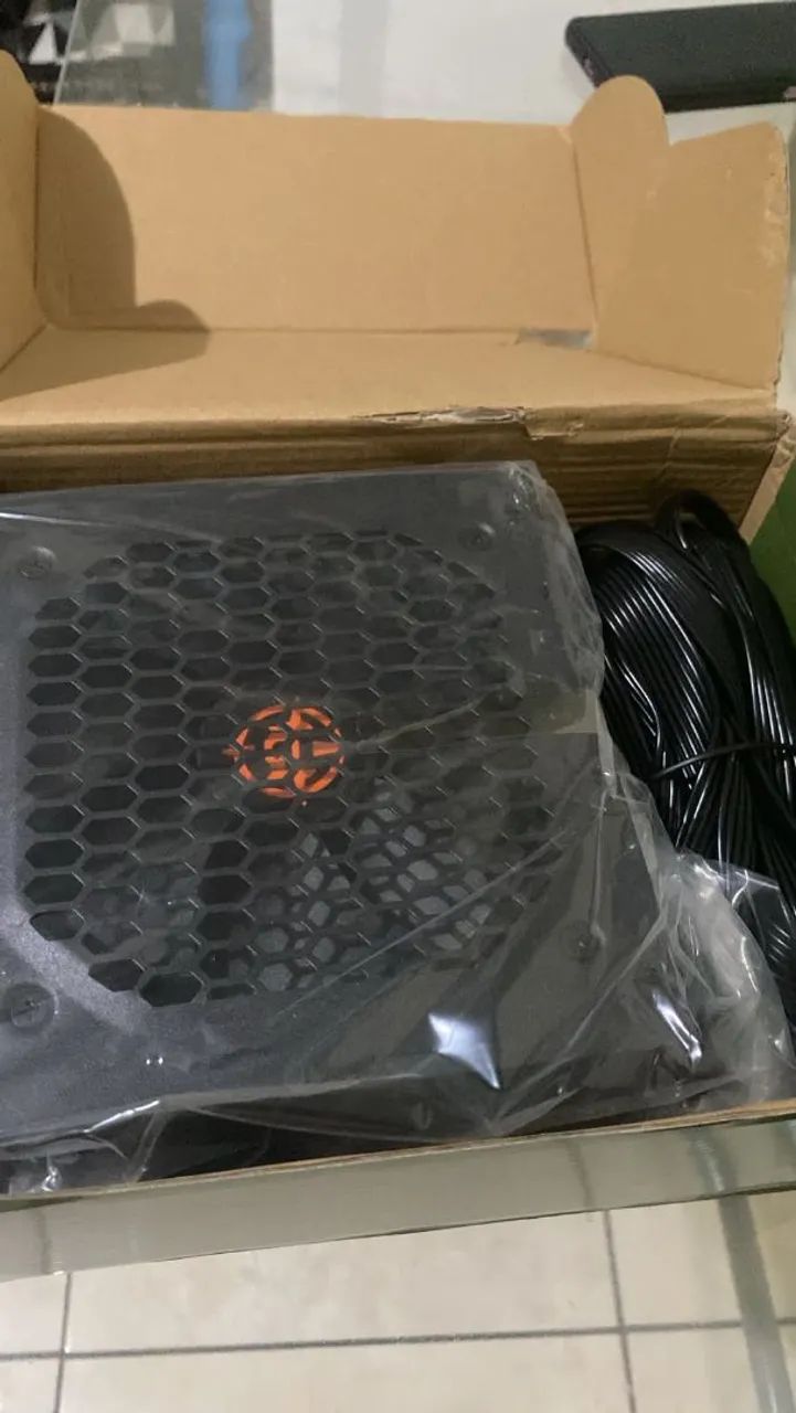 Fonte Tomahawk t3 600w - Foto 2
