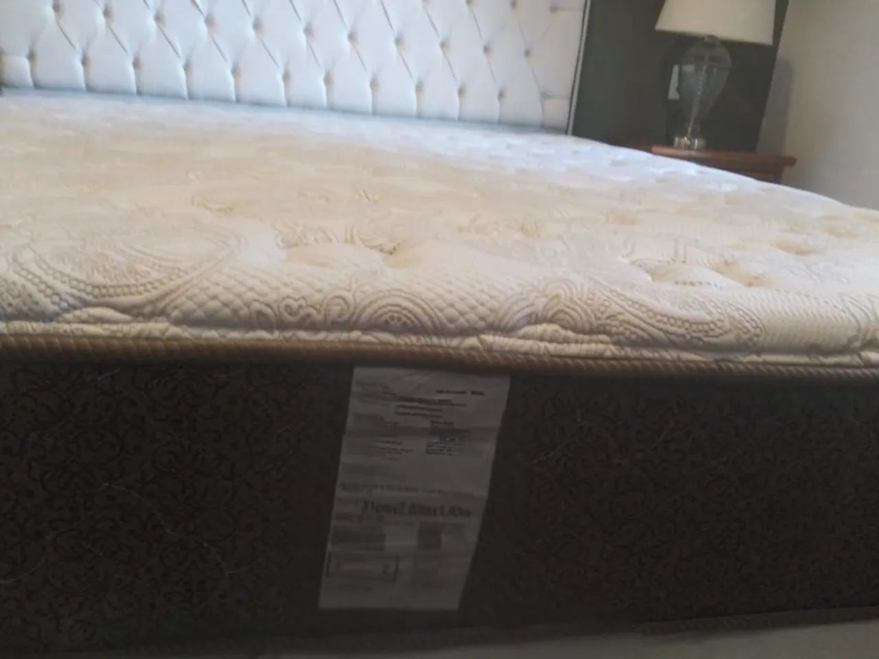Vende se colchão King, com pouco uso em ótimo estado. - Foto 2
