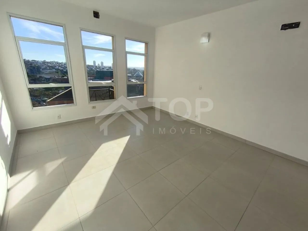 Sala Comercial à Venda e Locação em São Carlos - Foto 4