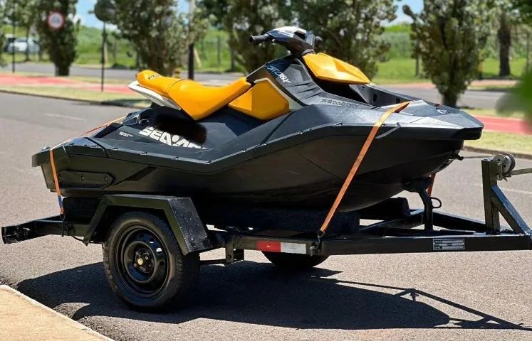 Jet Ski Seadoo Spark 90 - 2020 - Foto 2