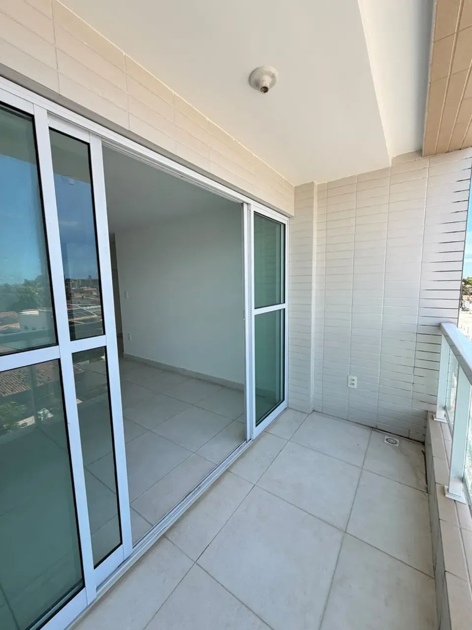 Apartamento à Venda 60m² 2 Quartos Vista Mar Cabedelo-PB