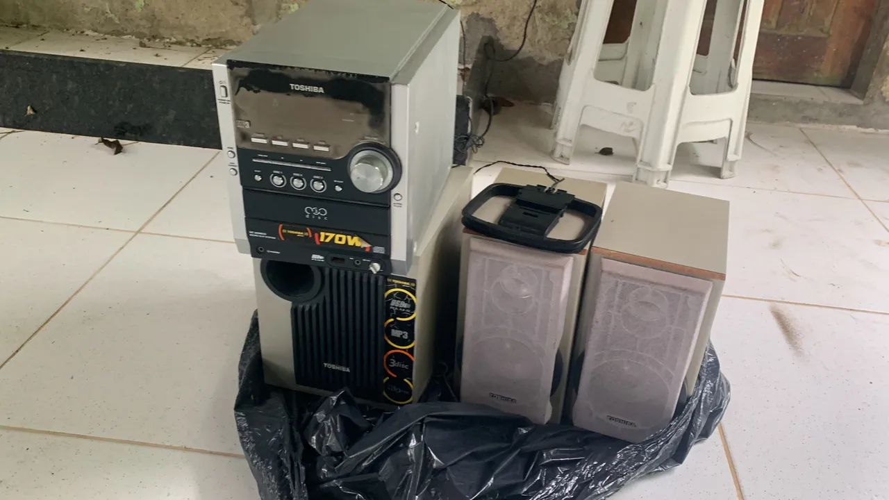 Rádio  e Cd 80 reais funcionando 