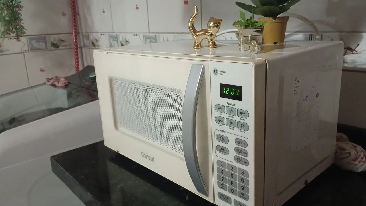 Microondas 23 litros consul - Foto 4